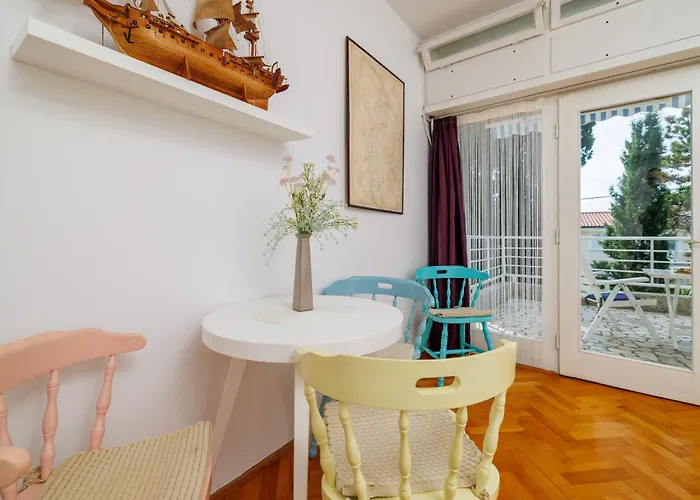 아파트 Sertic 2 *