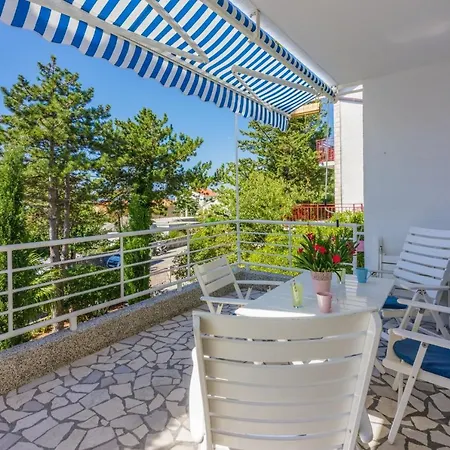 Apartament Sertic 2 *